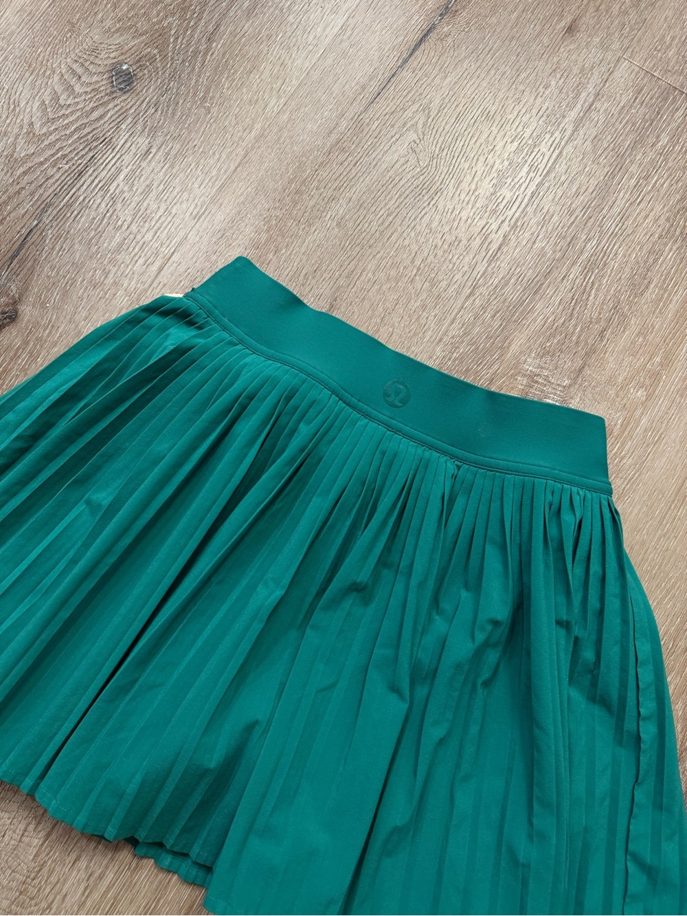 lululemon athletica Emerald Green Pleated Skirt